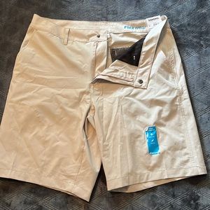 Sonoma shorts, new with tags